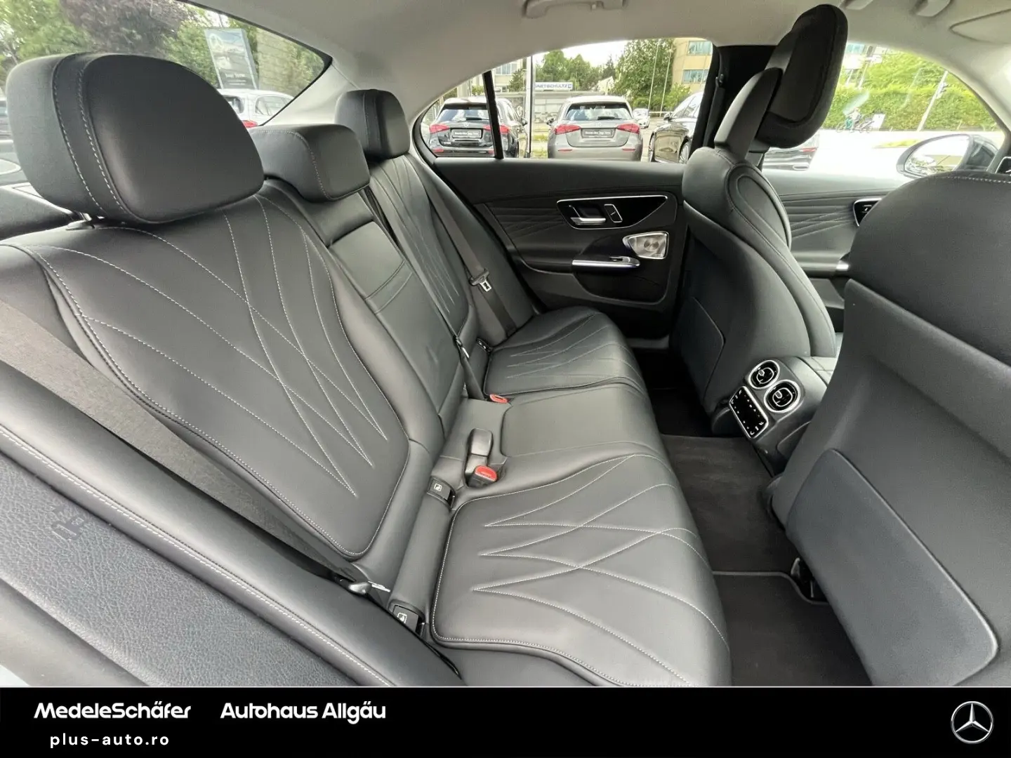 MERCEDES-BENZ C 400 e 4M AMG Night AHK 360  Distronic HuD 3D