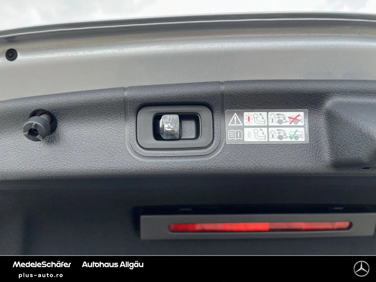 MERCEDES-BENZ C 400 e 4M AMG Night AHK 360  Distronic HuD 3D