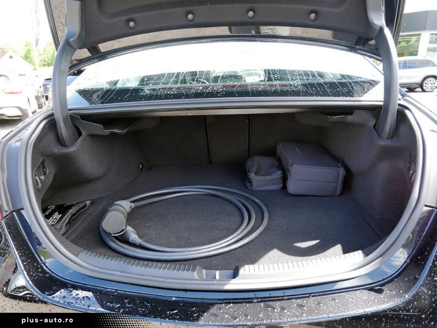 MERCEDES-BENZ C 400 e 4M   AMG BURM AHK DISTR KAM