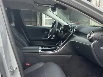 MERCEDES-BENZ C 400 e 4M Avantgarde Premium Digital-L. 360