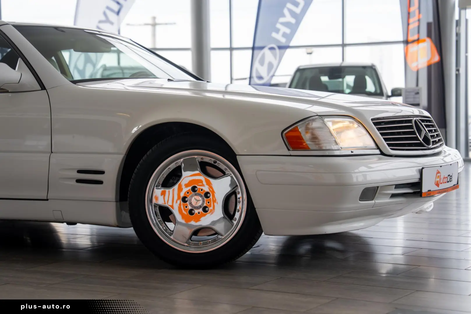 Mercedes-Benz SL-Class SL 500 R129