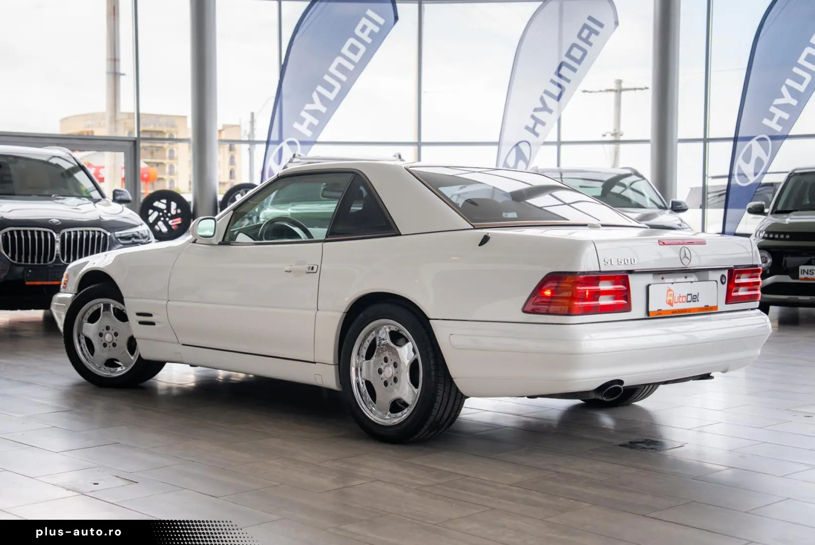 Mercedes-Benz SL-Class SL 500 R129