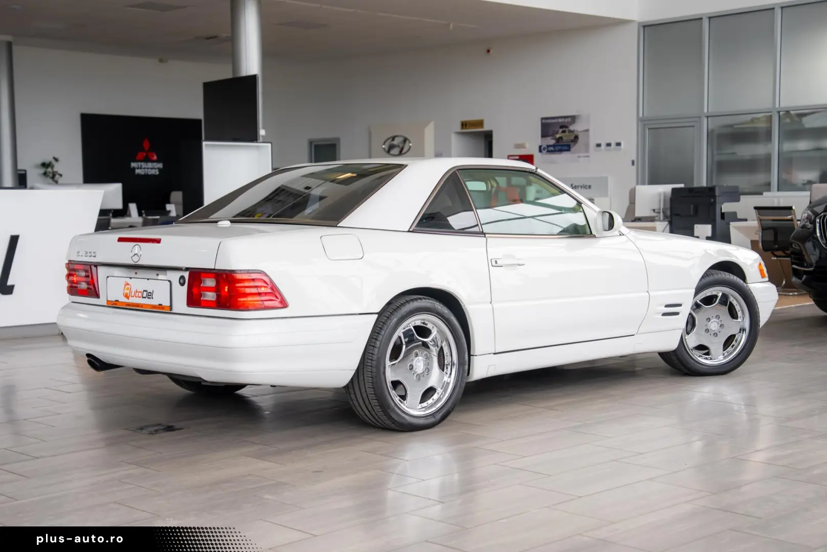 Mercedes-Benz SL-Class SL 500 R129