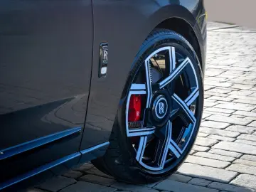 ROLLS ROYCE Cullinan Black Badge Series 2 NP 539.000€