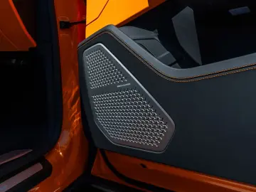 LAMBORGHINI Urus S