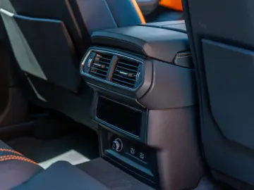 LAMBORGHINI Urus S