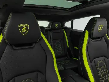 LAMBORGHINI Urus SE