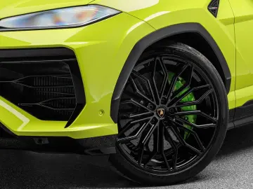 LAMBORGHINI Urus SE