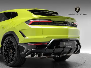 LAMBORGHINI Urus SE