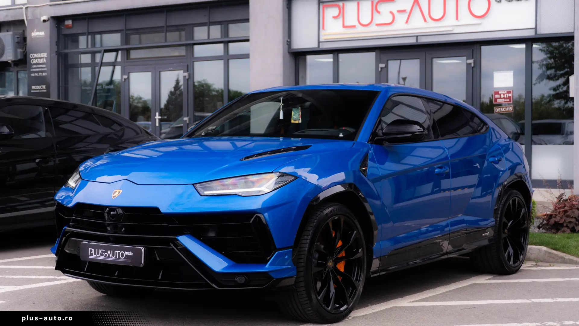 LAMBORGHINI URUS S 2024