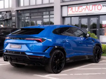 LAMBORGHINI URUS S 2024