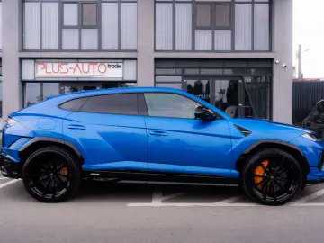 LAMBORGHINI URUS S 2024
