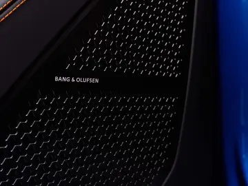 LAMBORGHINI URUS S 2024
