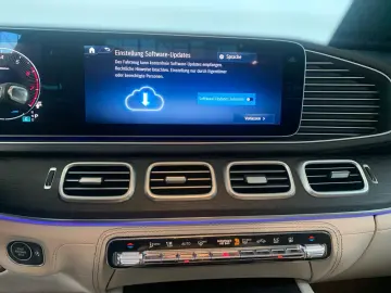 MERCEDES-BENZ GLE 450 4M AMG AHK MEMO PANO STHZ MBEA…