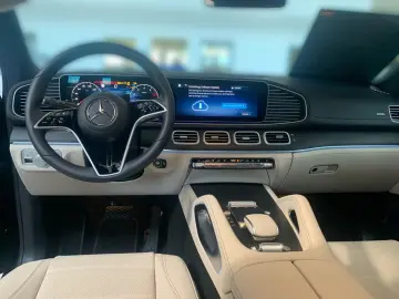 MERCEDES-BENZ GLE 450 4M AMG AHK MEMO PANO STHZ MBEA…