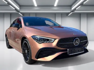 MERCEDES-BENZ CLA 250 e AMG Line HeadUp Pano Standheizung