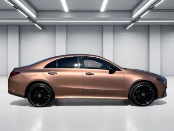 MERCEDES-BENZ CLA 250 e AMG Line HeadUp Pano Standheizung