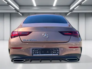 MERCEDES-BENZ CLA 250 e AMG Line HeadUp Pano Standheizung