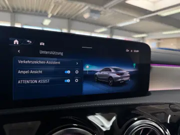 MERCEDES-BENZ CLA 250 e AMG Line HeadUp Pano Standheizung