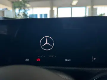 MERCEDES-BENZ CLA 250 e AMG Line HeadUp Pano Standheizung