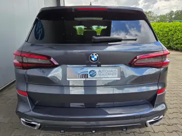 BMW X5 xDrive 45e M Sport AHK Sky-Lounge Laser 360