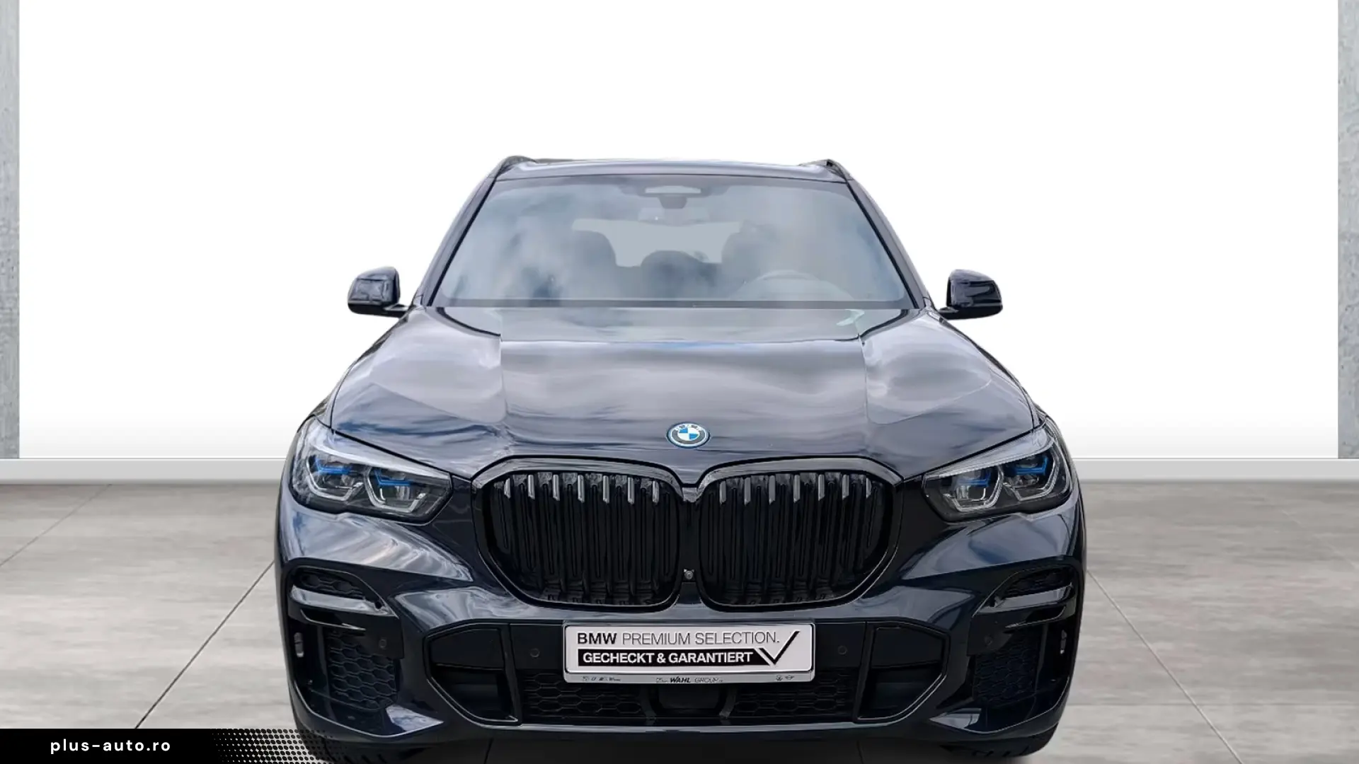 BMW X5 xDrive45e M SPORT AHK PANO LUFT LASER