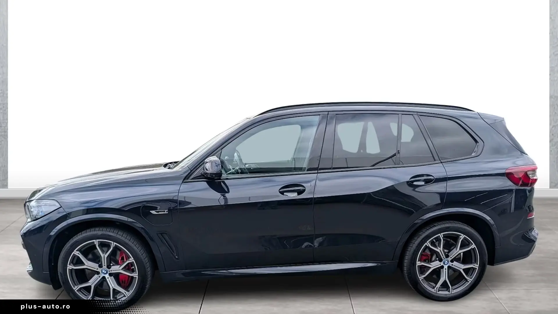 BMW X5 xDrive45e M SPORT AHK PANO LUFT LASER