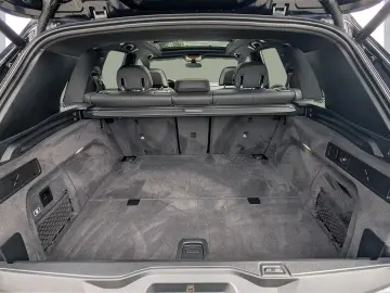 BMW X5 xDrive45e M SPORT AHK PANO LUFT LASER