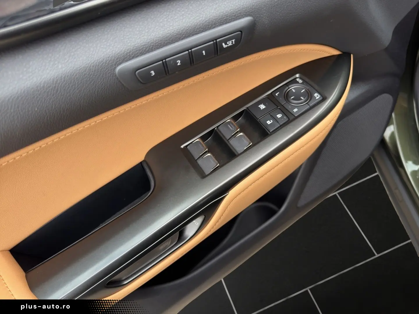 LEXUS NX 450h   Executive Line E-FOUR - LIVRARE RAPIDA!