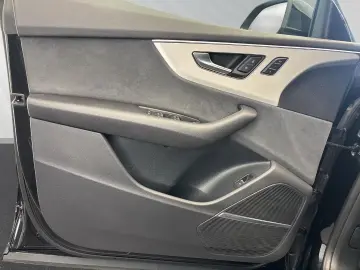 Audi SQ8 SUV SQ8 TFSI