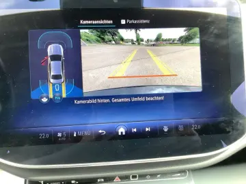 MERCEDES-BENZ E 220 d Avantgarde LED Distronic