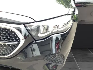 MERCEDES-BENZ E 220 d Avantgarde LED Distronic