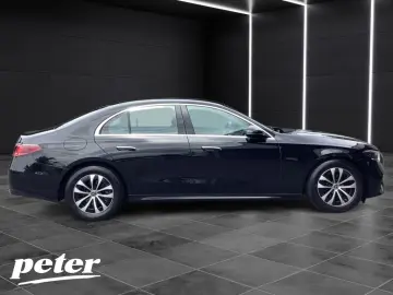 MERCEDES-BENZ E 220 d Avantgarde LED Distronic