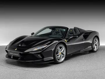 FERRARI F8 Spider