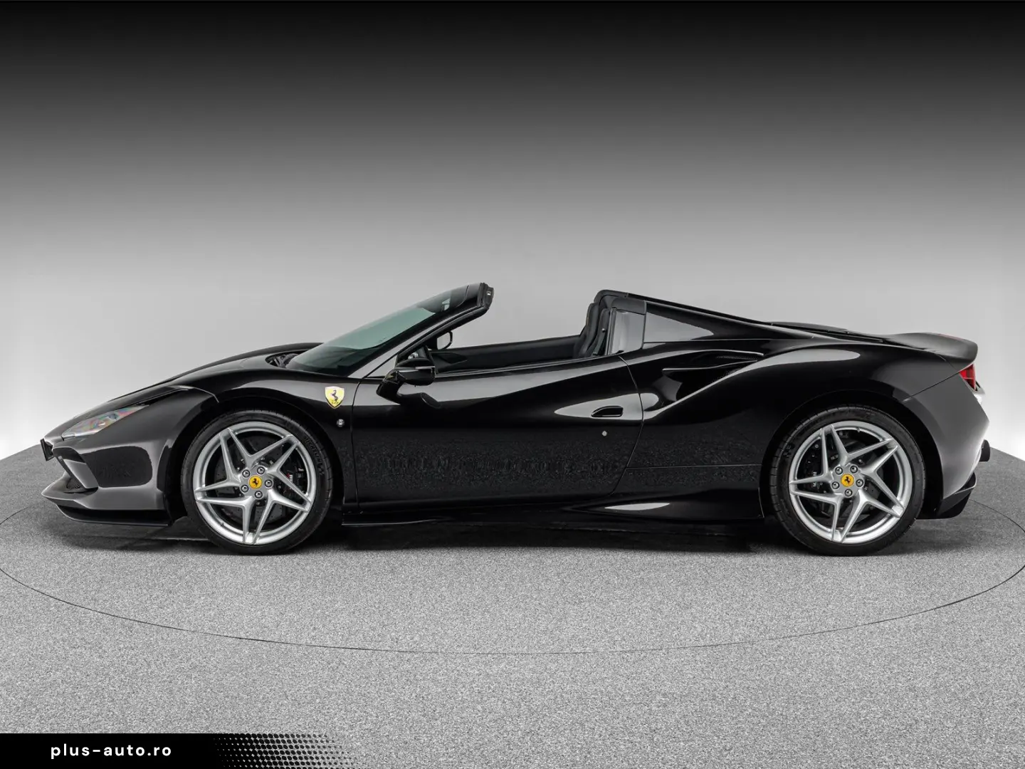 FERRARI F8 Spider