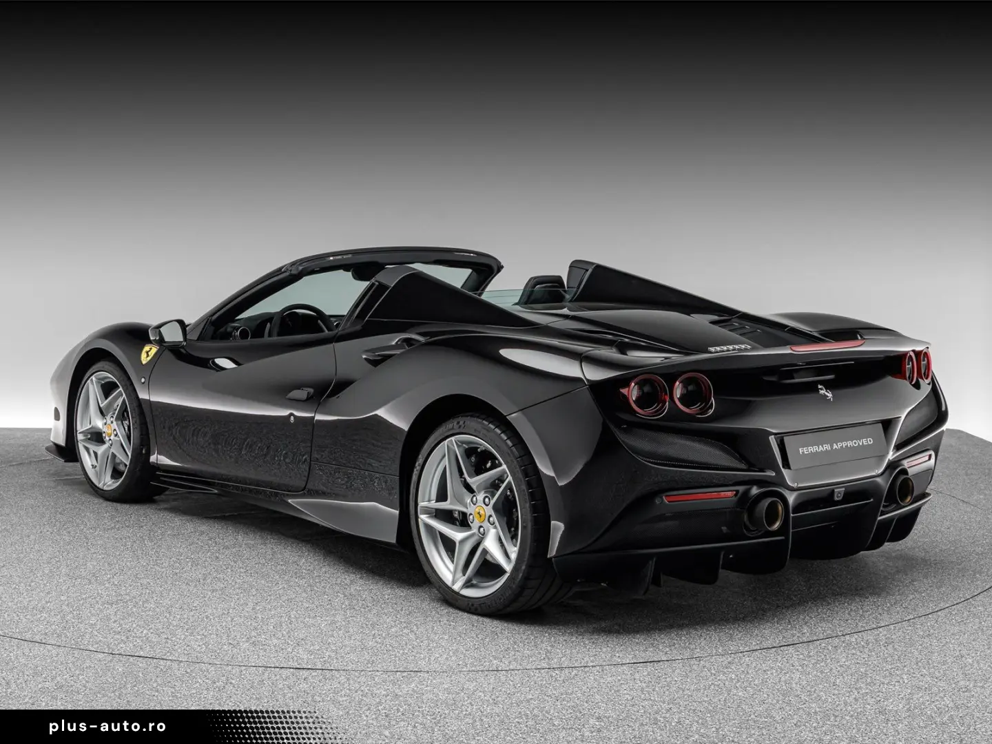 FERRARI F8 Spider