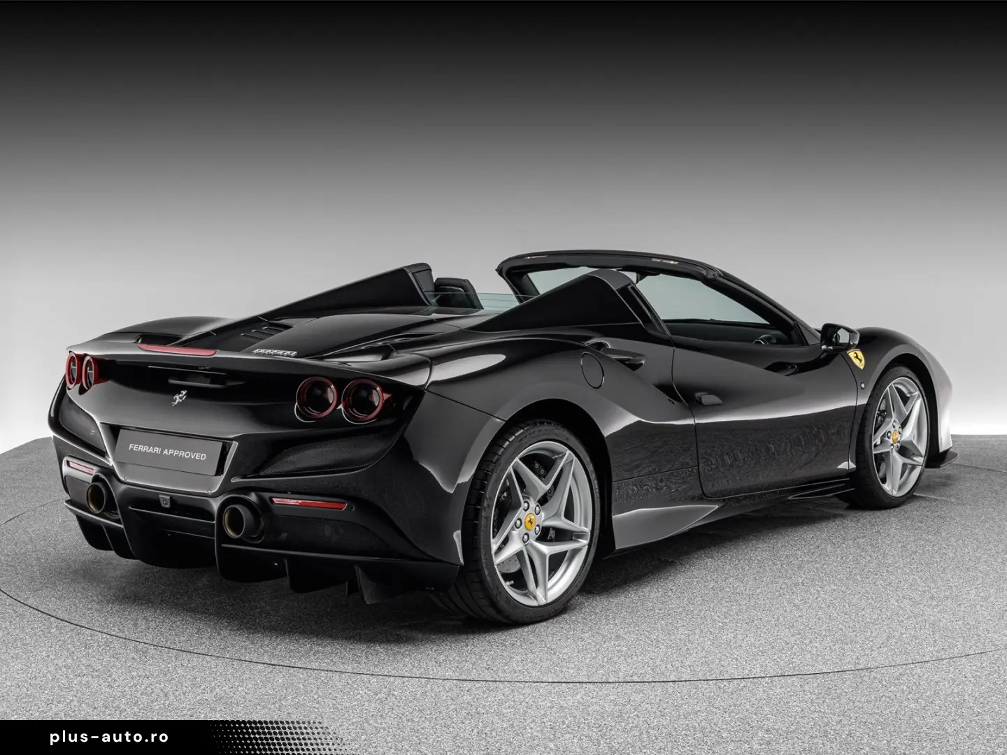 FERRARI F8 Spider