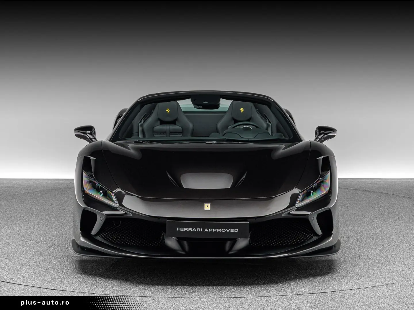 FERRARI F8 Spider