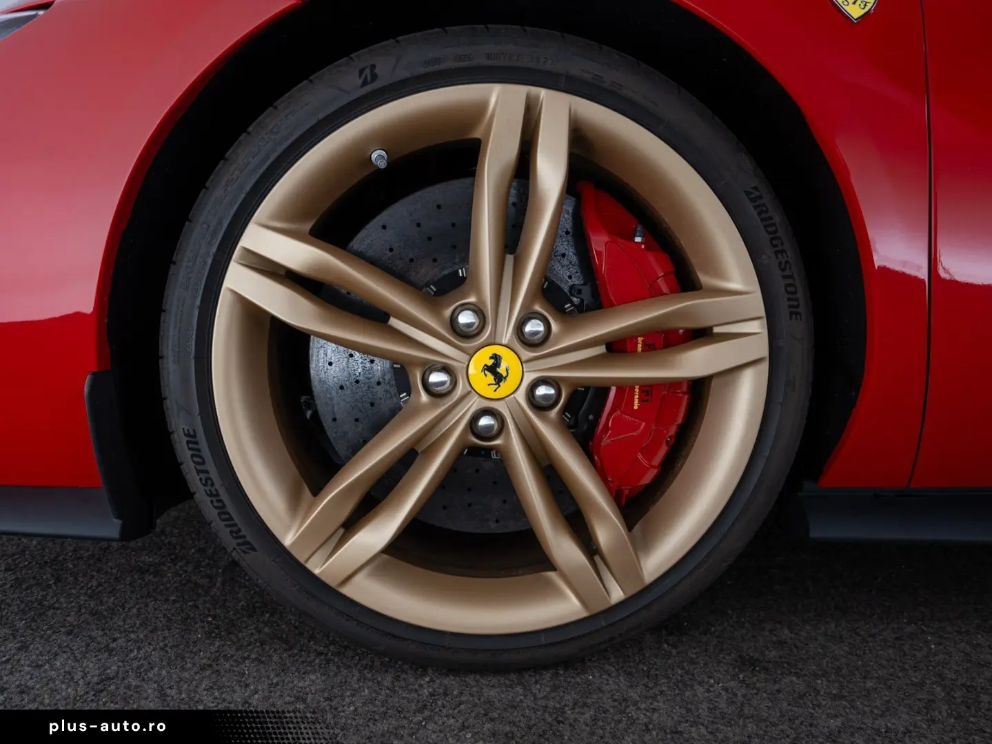 FERRARI 296 GTB