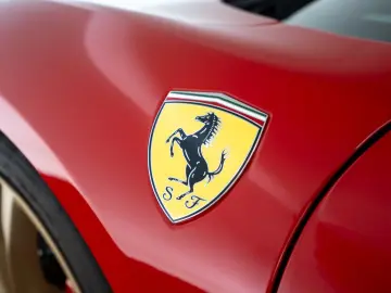 FERRARI 296 GTB
