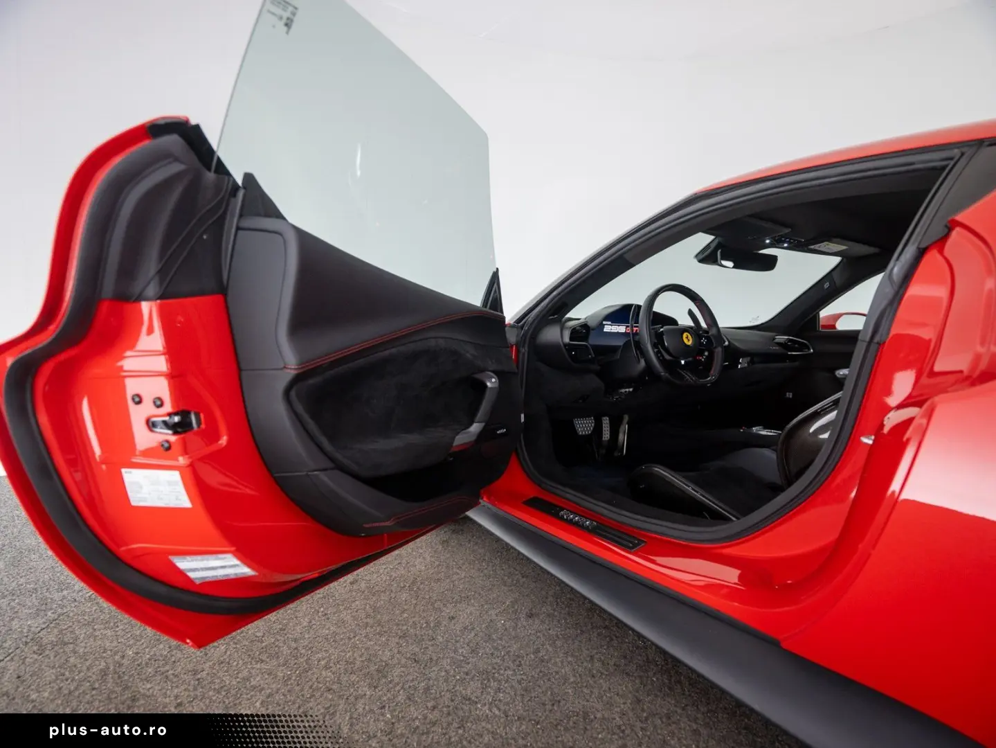 FERRARI 296 GTB