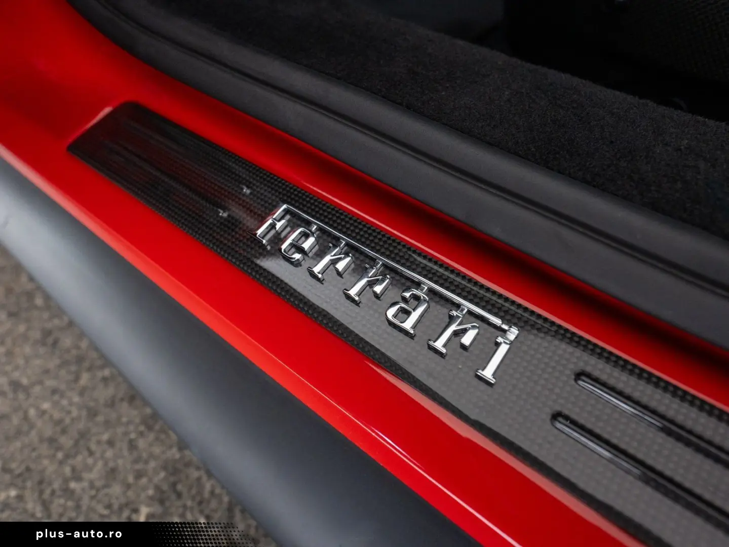 FERRARI 296 GTB