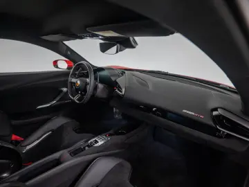 FERRARI 296 GTB