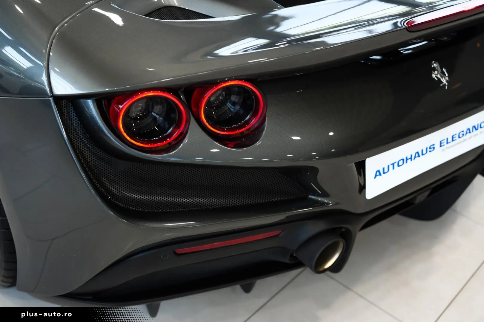 FERRARI F8 Tributo RACING-SEATS CARBON-LED PASS.-DISPLAY