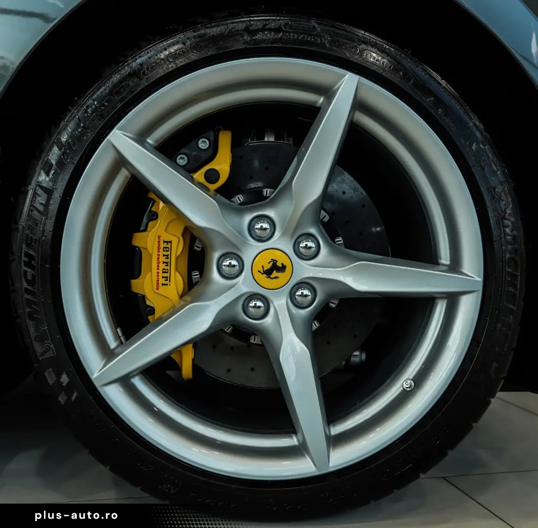 FERRARI F8 Tributo RACING-SEATS CARBON-LED PASS.-DISPLAY