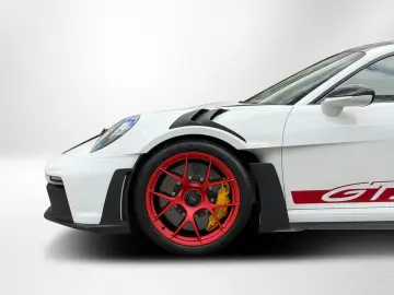 PORSCHE 911 GT3 RS WEISSACH LIFT BOSE CERAMIC BREMSEN