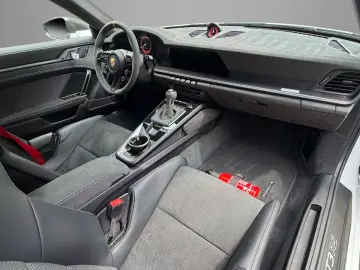 PORSCHE 911 GT3 RS WEISSACH LIFT BOSE CERAMIC BREMSEN