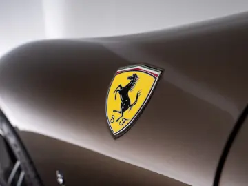 FERRARI Roma FERRARI SINGEN