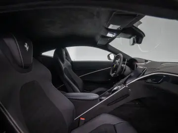 FERRARI Roma FERRARI SINGEN