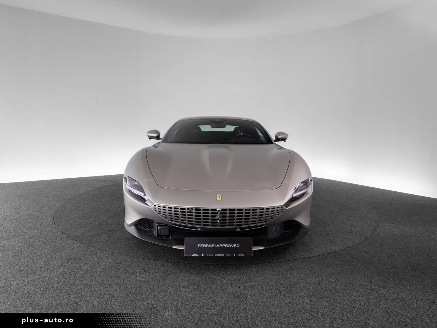 FERRARI Roma